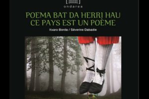 Itxaro Borda & Séverine Dabadie 'Poema bat da herri hau' Sinaketa @ Elkar aretoa Baiona (place du arsenal) 
