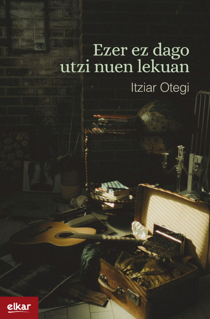 Itziar  Otegi  “Ezer  ez  dago  utzi  nuen  lekuan”  (Liburuaren  aurkezpena  |  Presentación  del  libro)